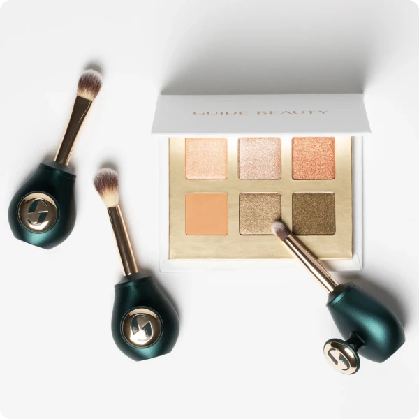 Easy On The Eyes Brush Collection being used with the shadow palette